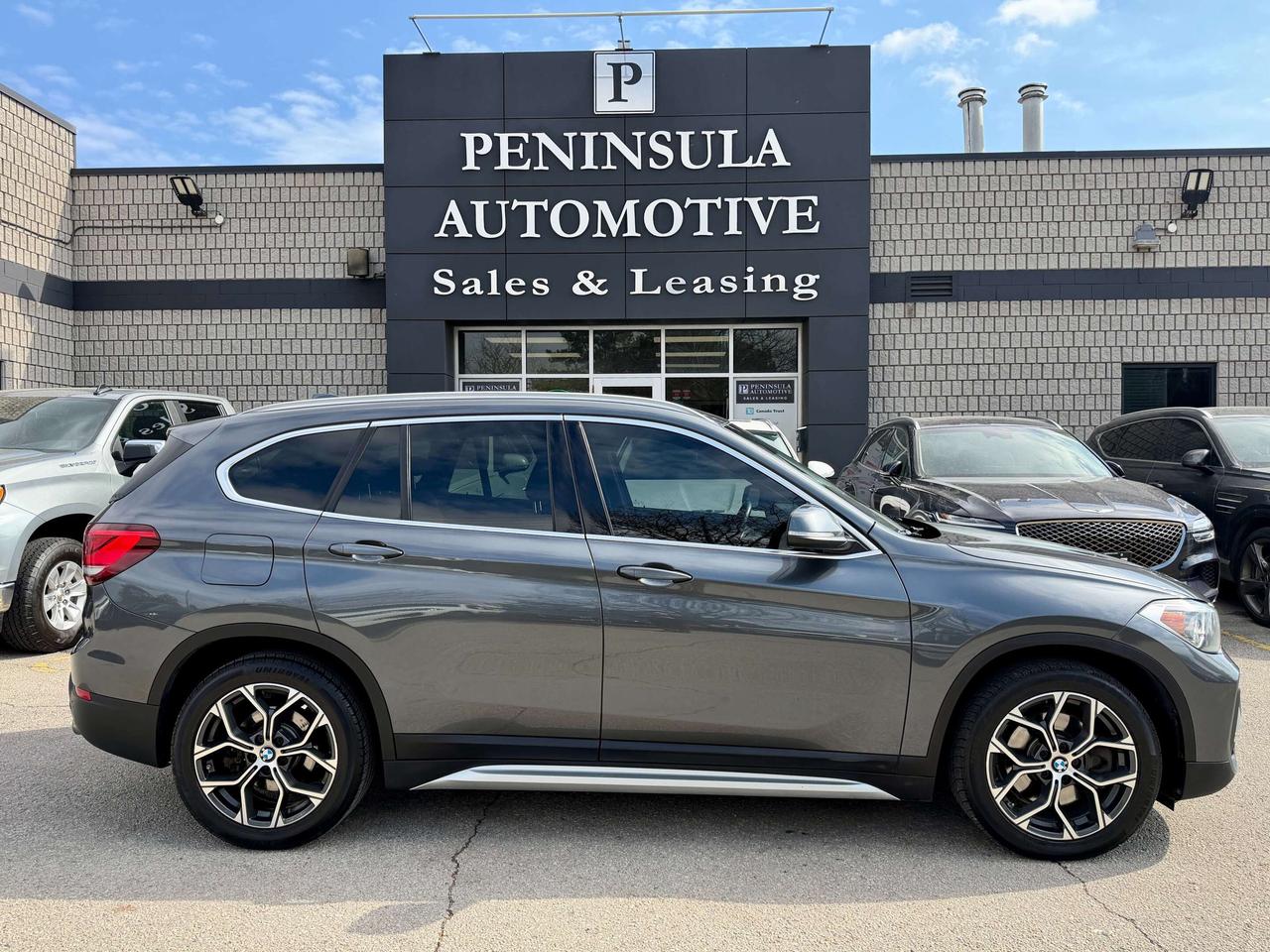 2020 BMW X1 XDRIVE, PREMIUM ESSENTIAL, PANOROOF, NAVI, CARPLAY Photo