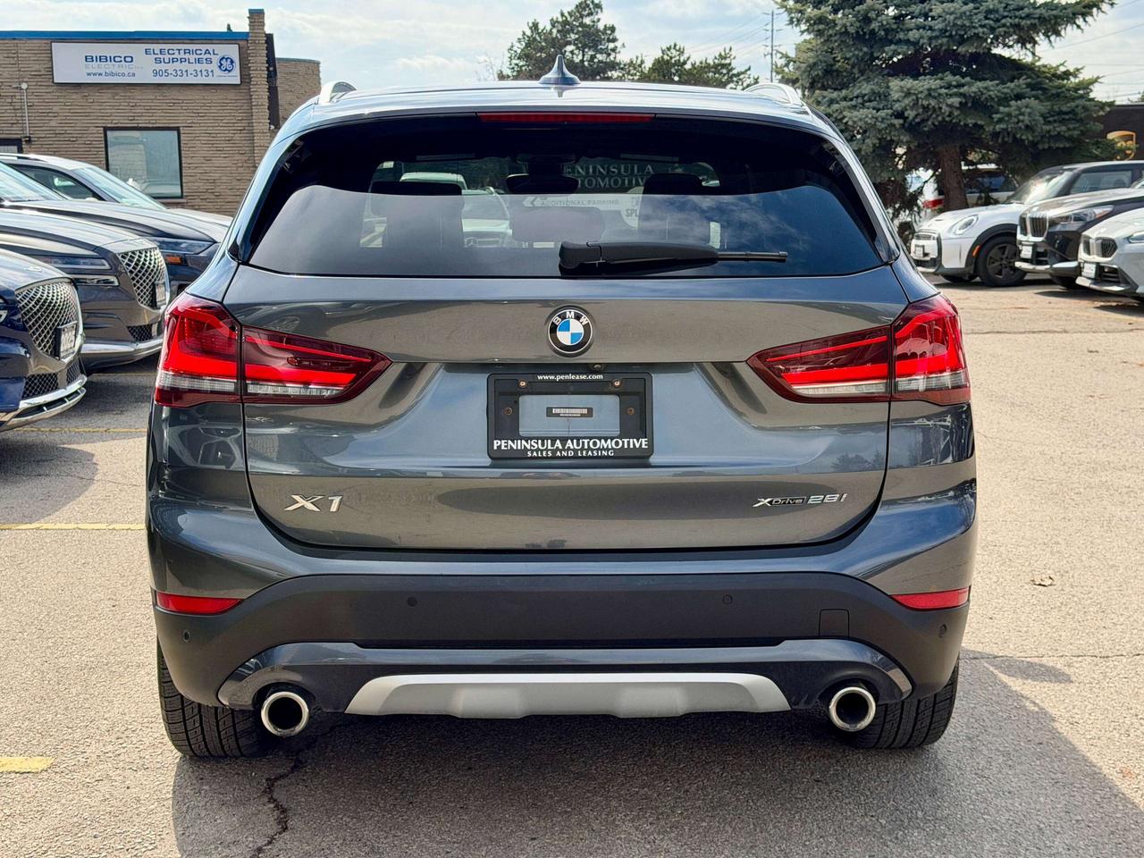 2020 BMW X1 XDRIVE, PREMIUM ESSENTIAL, PANOROOF, NAVI, CARPLAY Photo