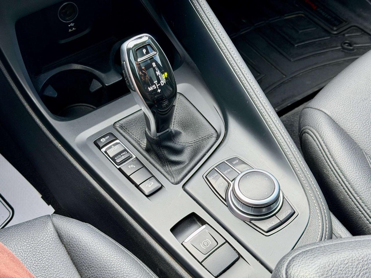 2020 BMW X1 XDRIVE, PREMIUM ESSENTIAL, PANOROOF, NAVI, CARPLAY Photo