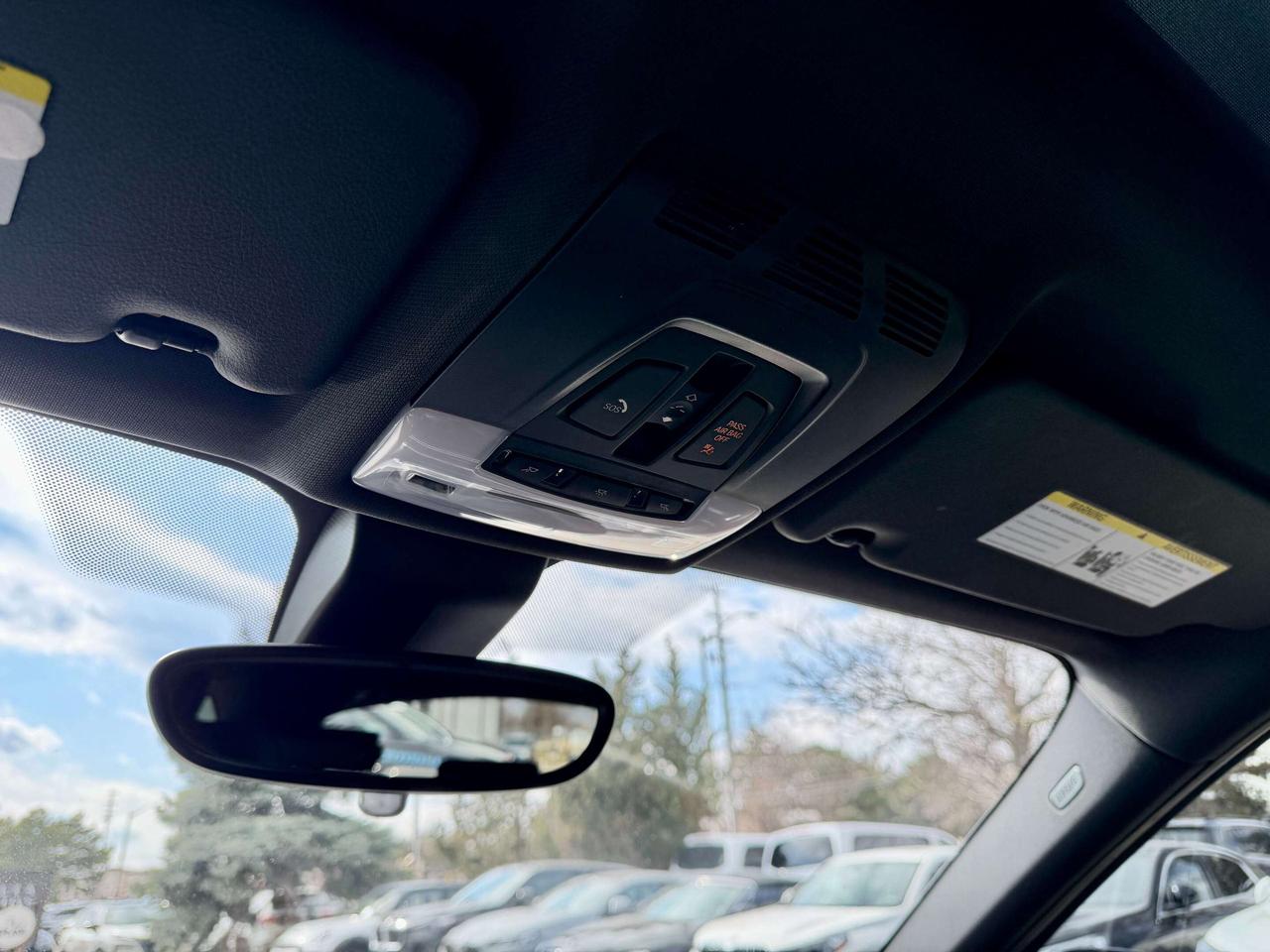 2020 BMW X1 XDRIVE, PREMIUM ESSENTIAL, PANOROOF, NAVI, CARPLAY Photo