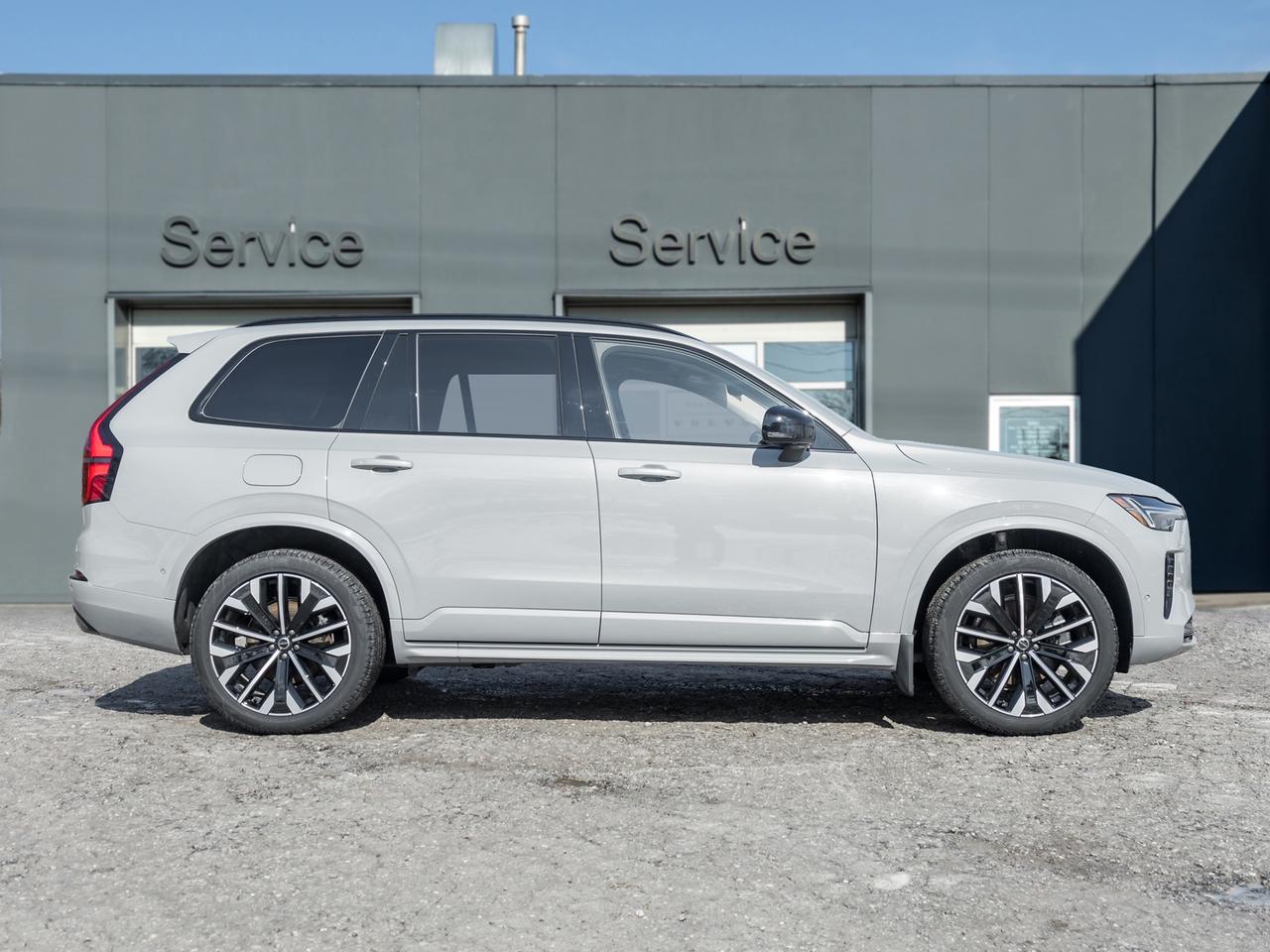 2026 Volvo XC90 B6 AWD ULTRA  LIKE NEW  VOLVO CPO  HARMAN KARDON Photo4