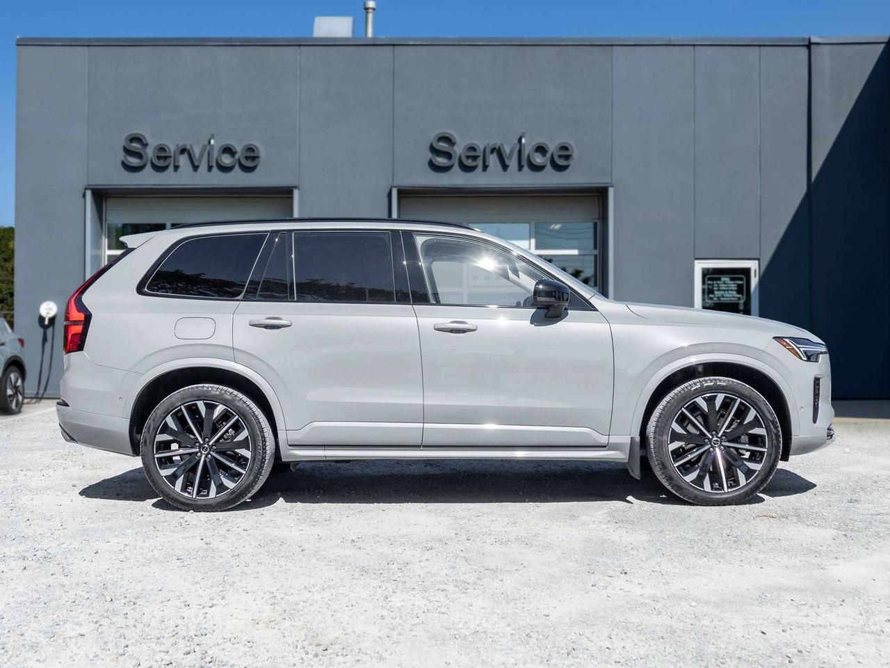 2026 Volvo XC90 B6 AWD ULTRA^Volvo CPO Rate fr 2.99%*^HarmanKardon Photo