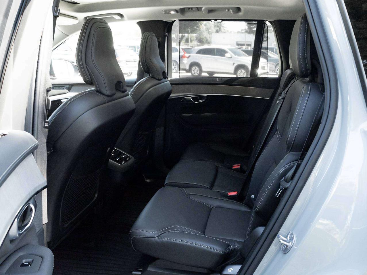 2026 Volvo XC90 B6 AWD ULTRA^Volvo CPO Rate fr 2.99%*^HarmanKardon Photo