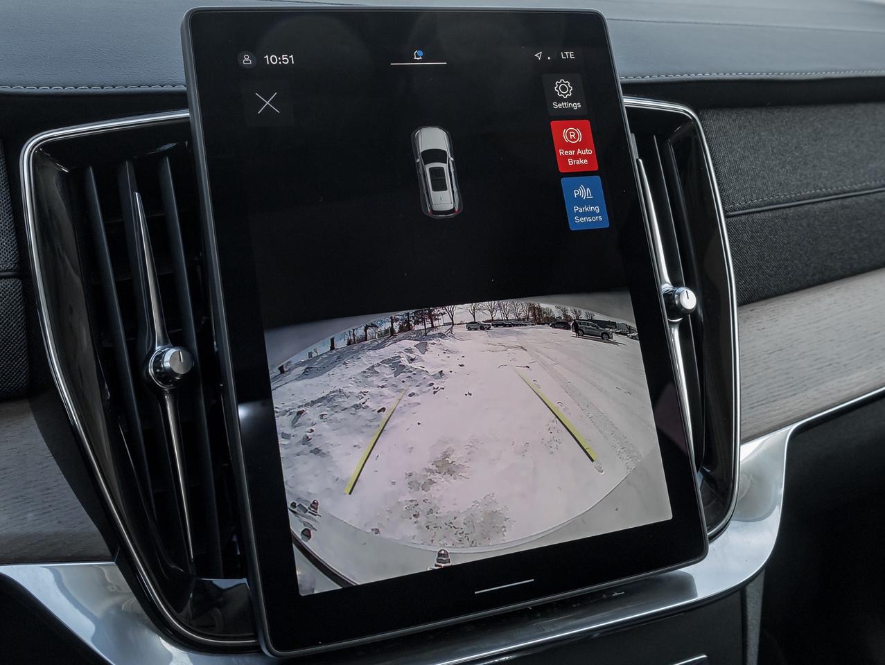 2026 Volvo XC90 B6 AWD Core 7-Seater CURRENT MODEL YEAR  VOLVO CPO Photo