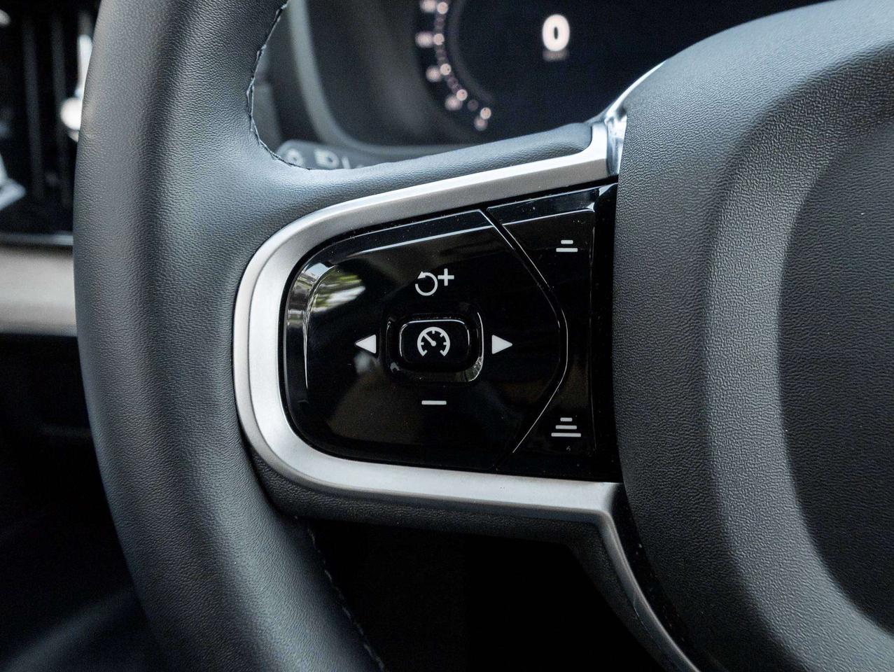 2026 Volvo XC90 B6 AWD Core 7-Seater ^CPO Finance Rate fr 2.99%* Photo