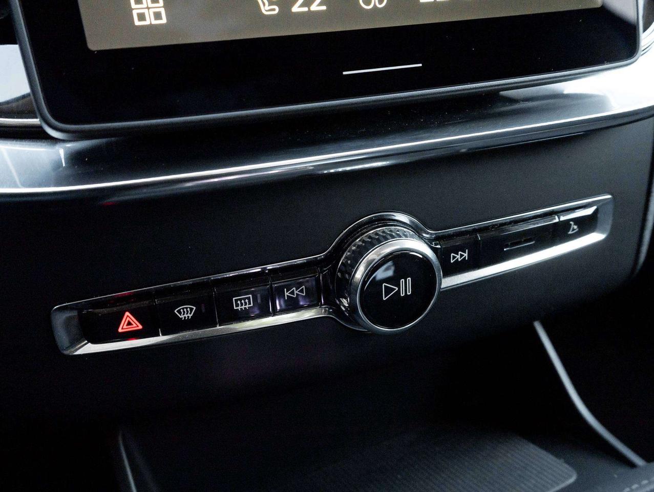 2026 Volvo XC90 B6 AWD Core 7-Seater ^CPO Finance Rate fr 2.99%* Photo