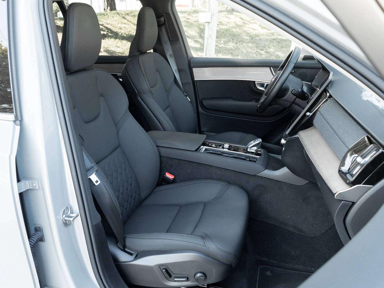2026 Volvo XC90 B6 AWD Core 7-Seater ^CPO Finance Rate fr 2.99%* Photo