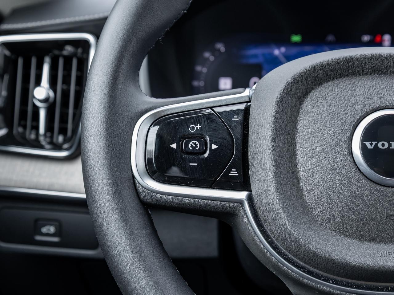 2026 Volvo XC90 B6 AWD ULTRA  LIKE NEW  VOLVO CPO  HARMAN KARDON Photo
