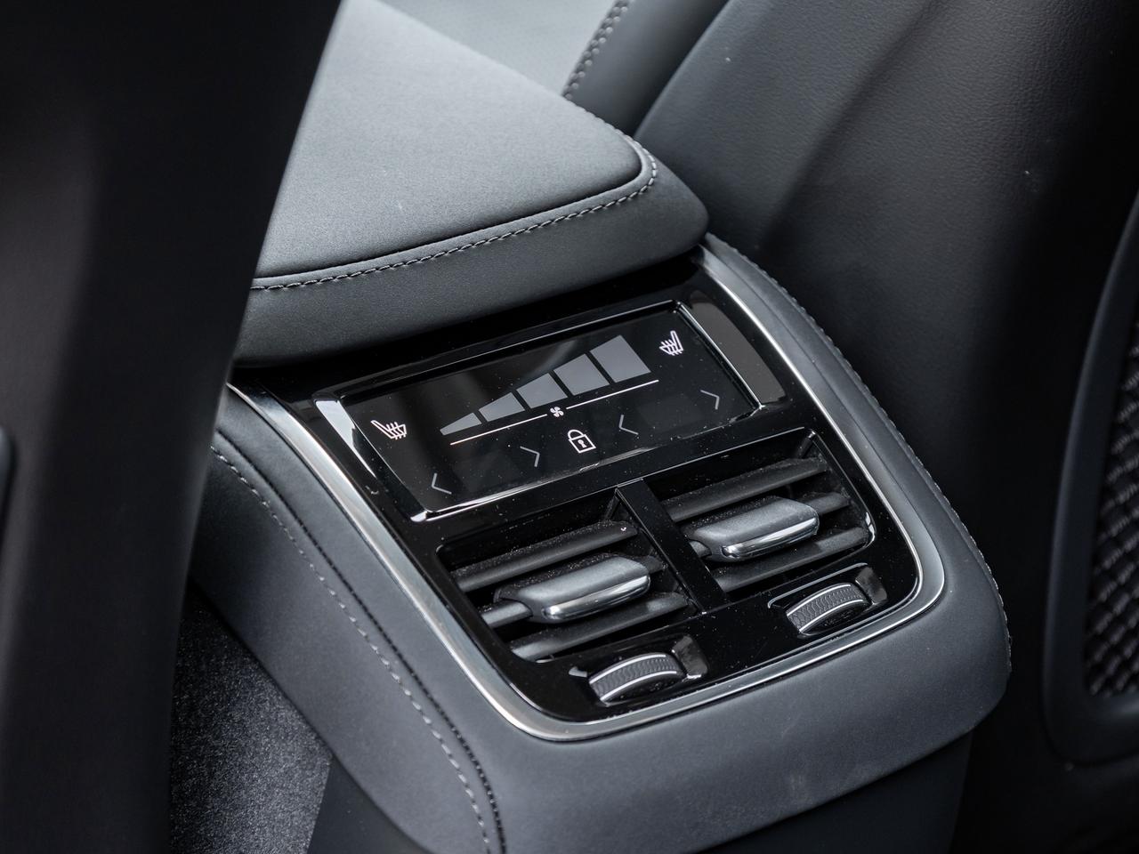 2026 Volvo XC90 B6 AWD ULTRA  LIKE NEW  VOLVO CPO  HARMAN KARDON Photo