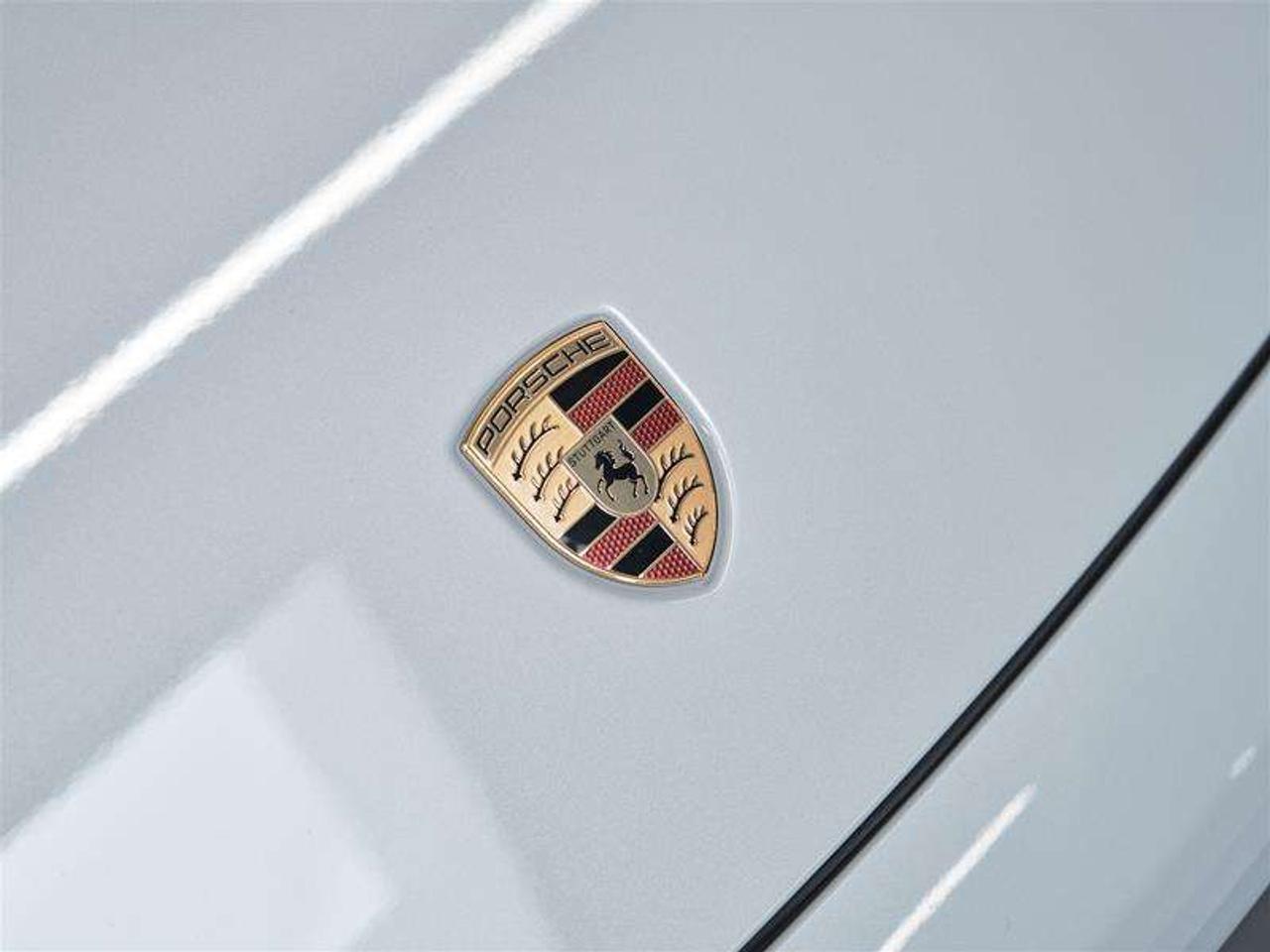 2025 Porsche 911 Carrera 4 GTS Coupe Photo