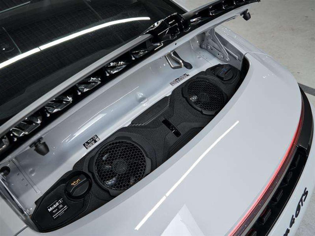 2025 Porsche 911 Carrera 4 GTS Coupe Photo