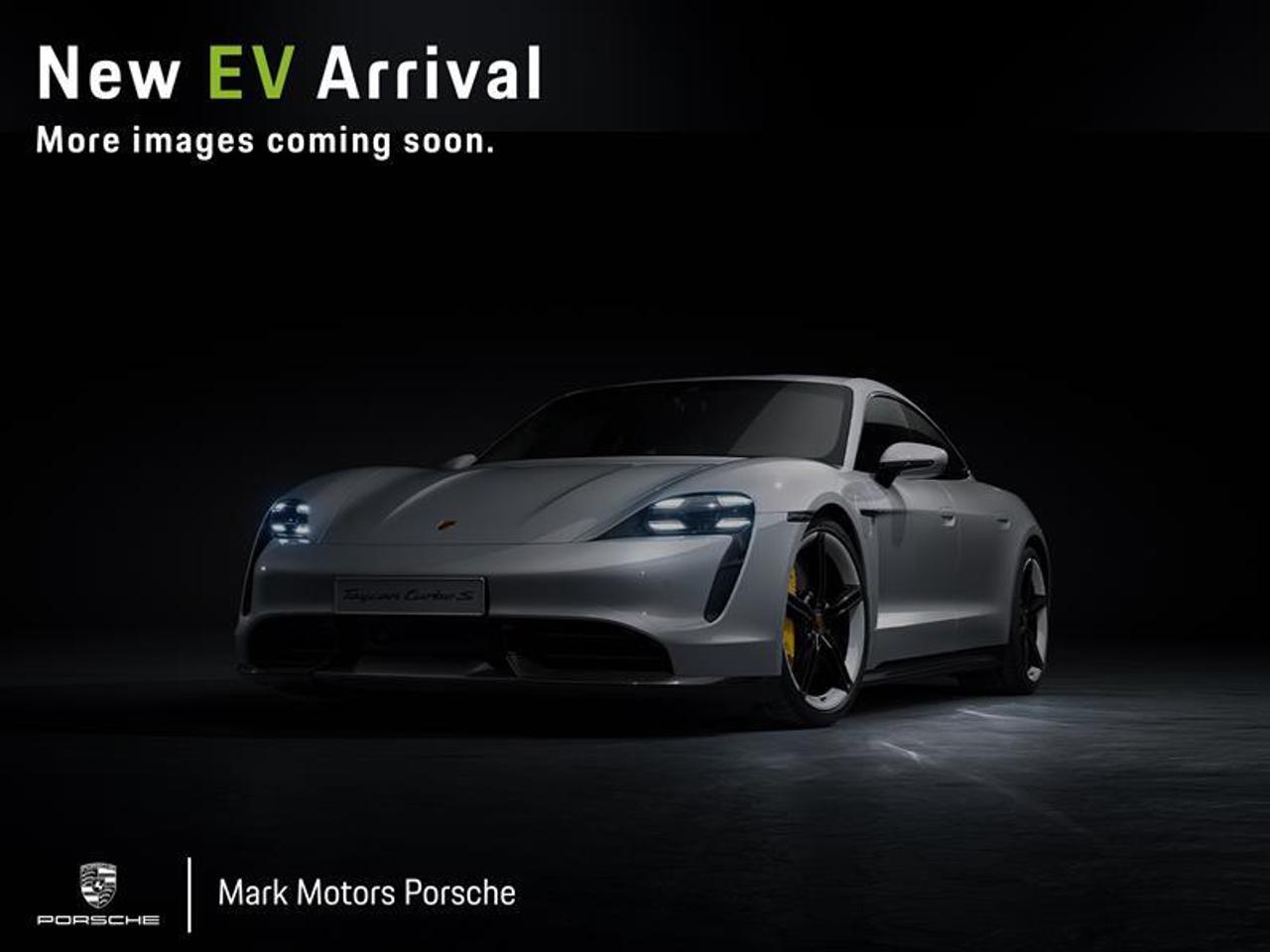 2025 Porsche Macan Electric 4S AWD Photo