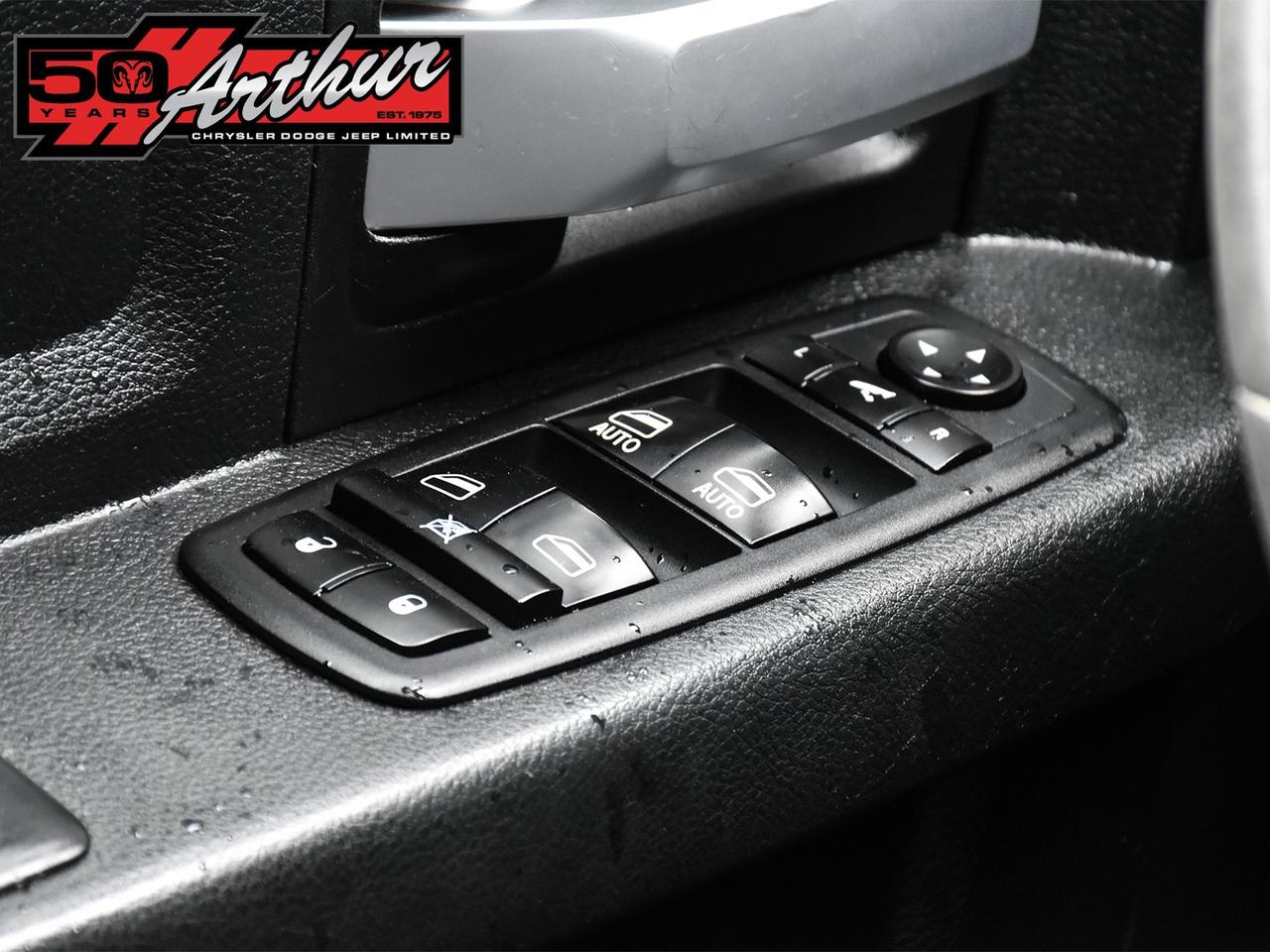 2019 RAM 3500 TRADESMAN CREW CAB 4X4 - SRW Photo