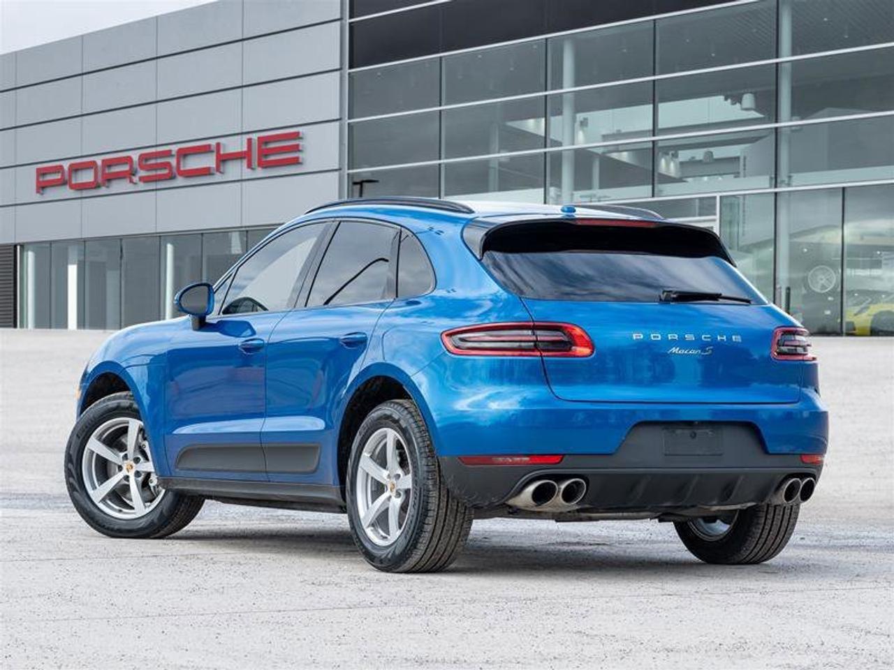 2017 Porsche Macan S AWD Premium Pkg ParkAssist Front and Rear includ Photo3