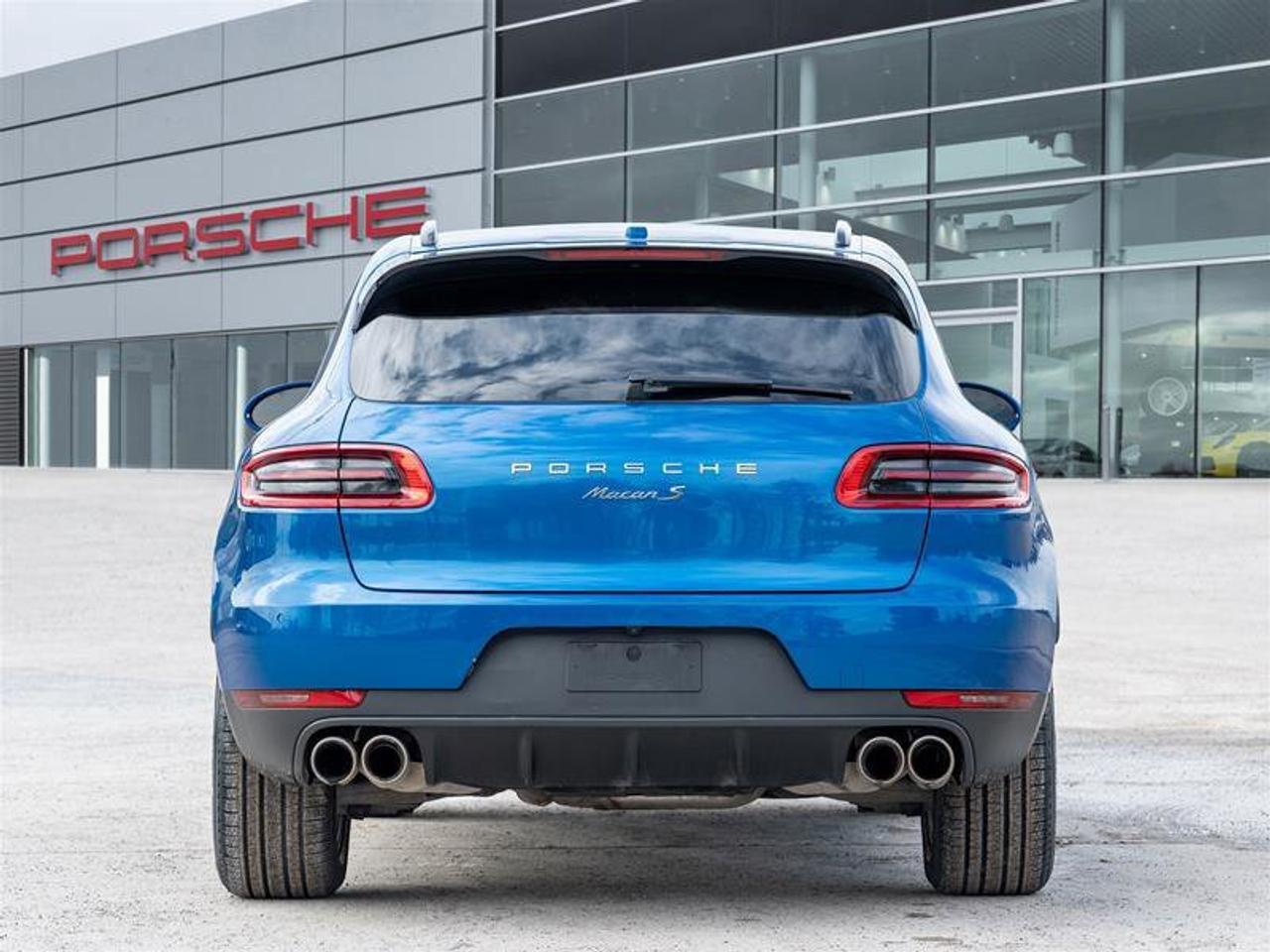 2017 Porsche Macan S AWD Premium Pkg ParkAssist Front and Rear includ Photo4