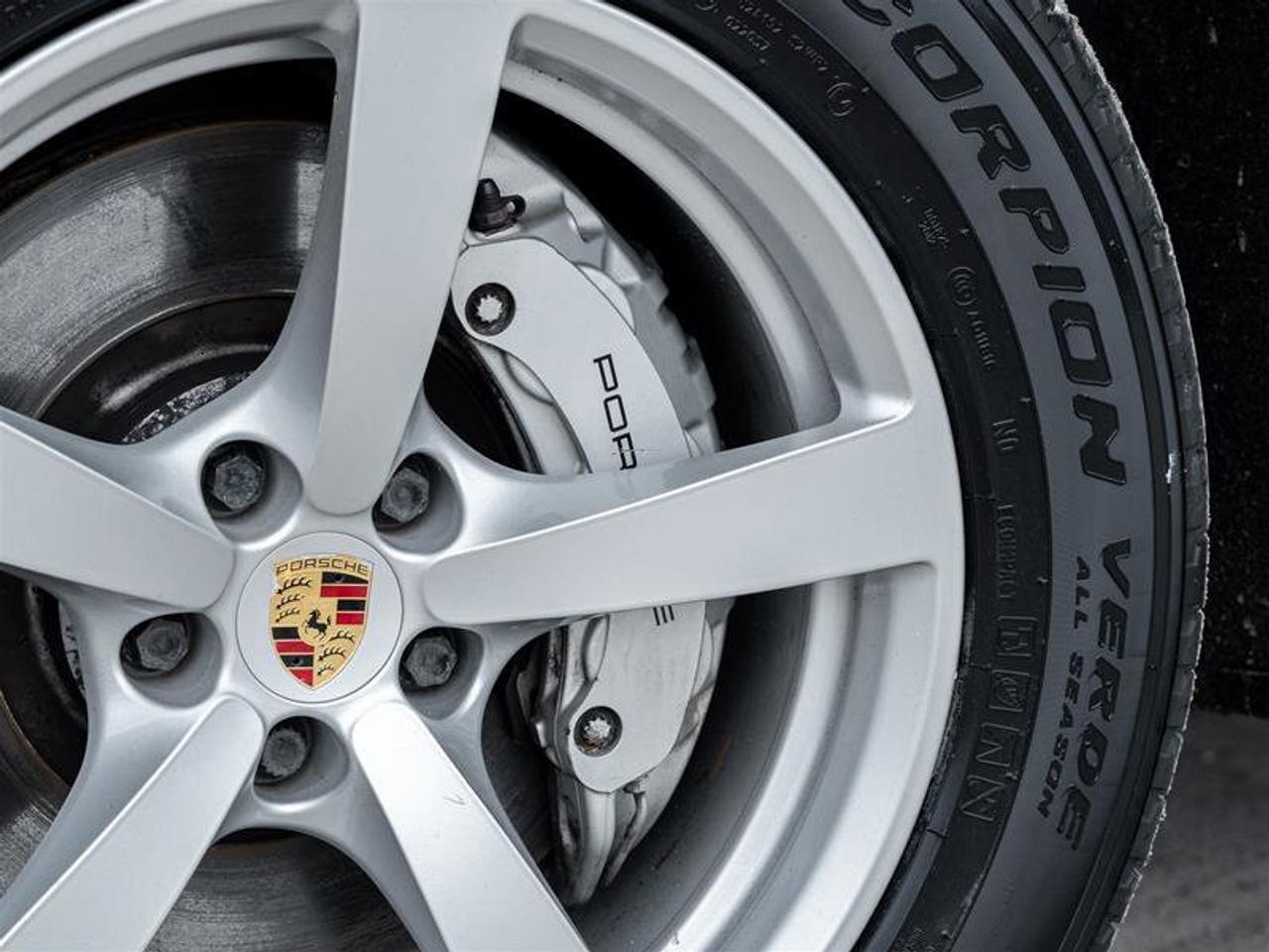 2017 Porsche Macan S AWD Premium Pkg ParkAssist Front and Rear includ Photo