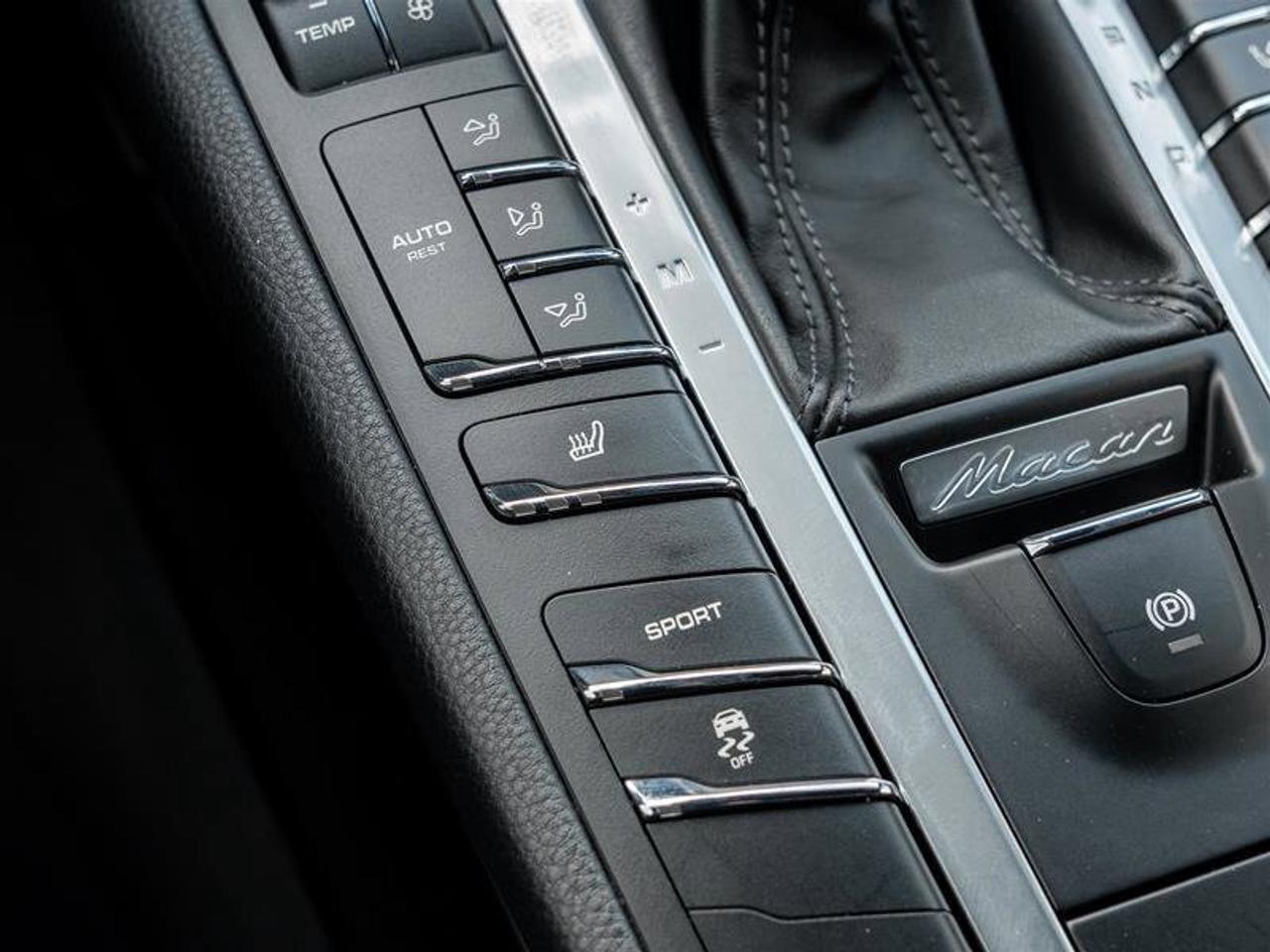 2017 Porsche Macan S AWD Premium Pkg ParkAssist Front and Rear includ Photo