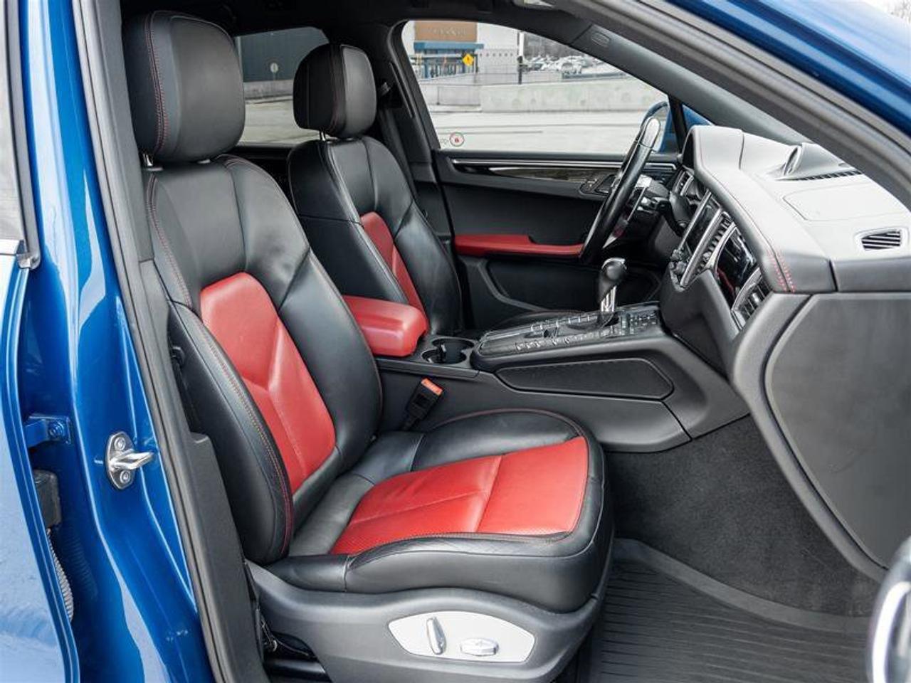 2017 Porsche Macan S AWD Premium Pkg ParkAssist Front and Rear includ Photo