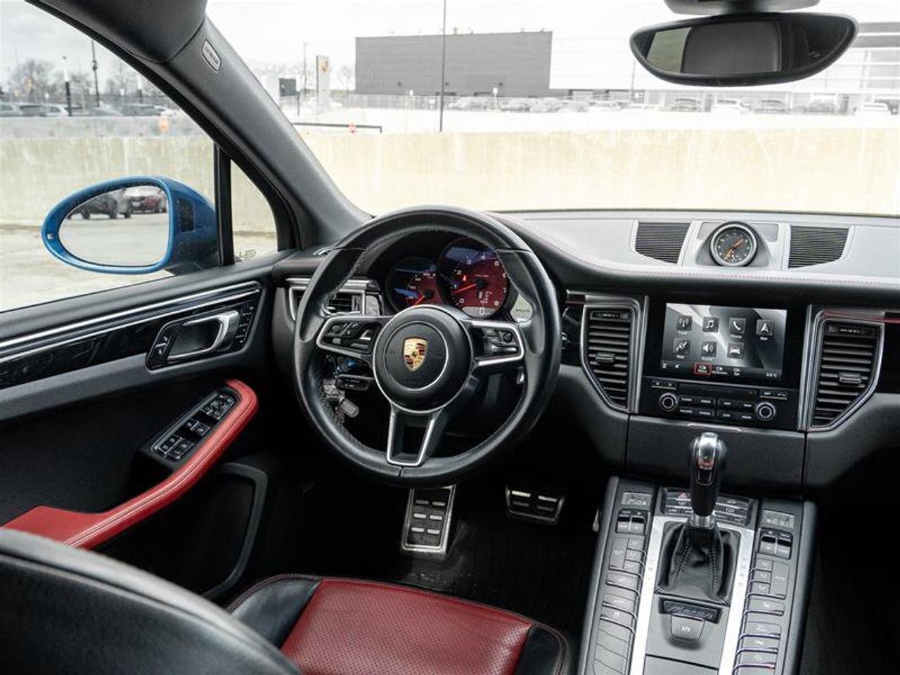 2017 Porsche Macan S AWD Premium Pkg ParkAssist Front and Rear includ Photo