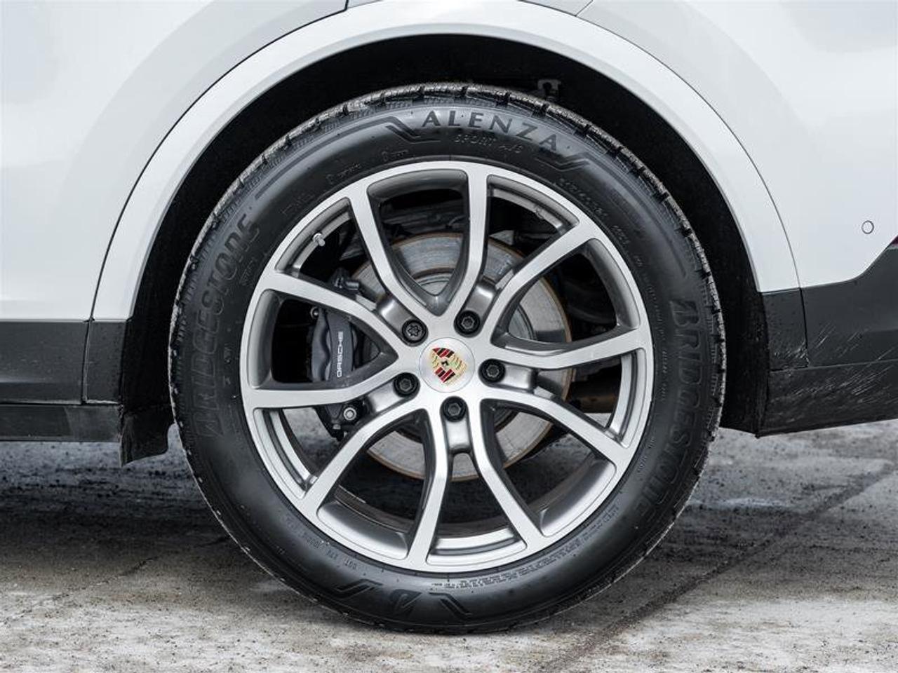 2024 Porsche Cayenne Coupe AWD CPO Premium Pkg Plus 21 Exclusive Design Photo