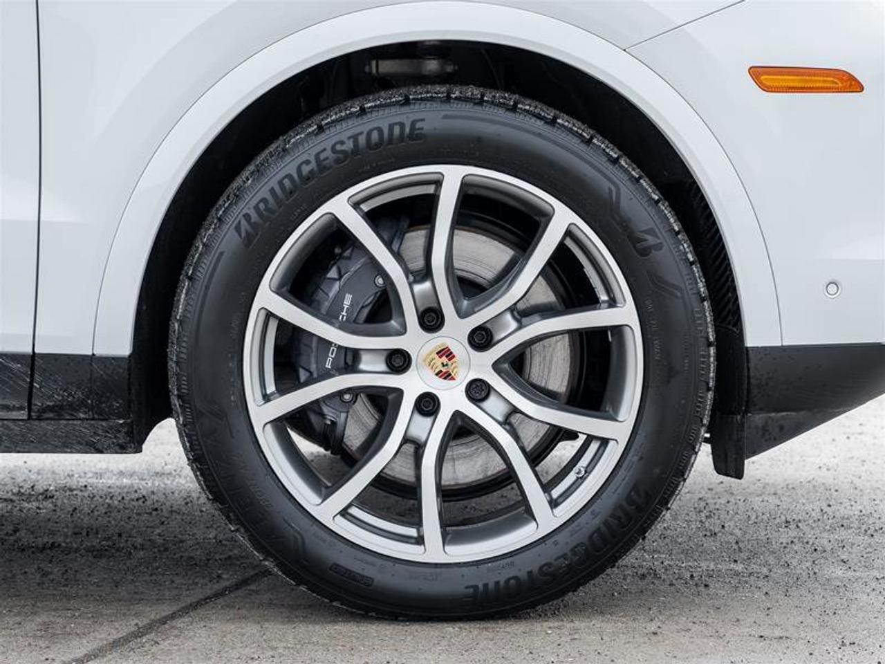 2024 Porsche Cayenne Coupe AWD CPO Premium Pkg Plus 21 Exclusive Design Photo