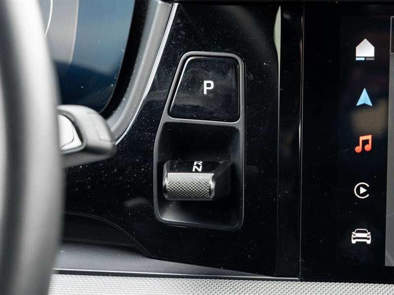 2024 Porsche Cayenne Coupe AWD CPO Premium Pkg Plus 21 Exclusive Design Photo