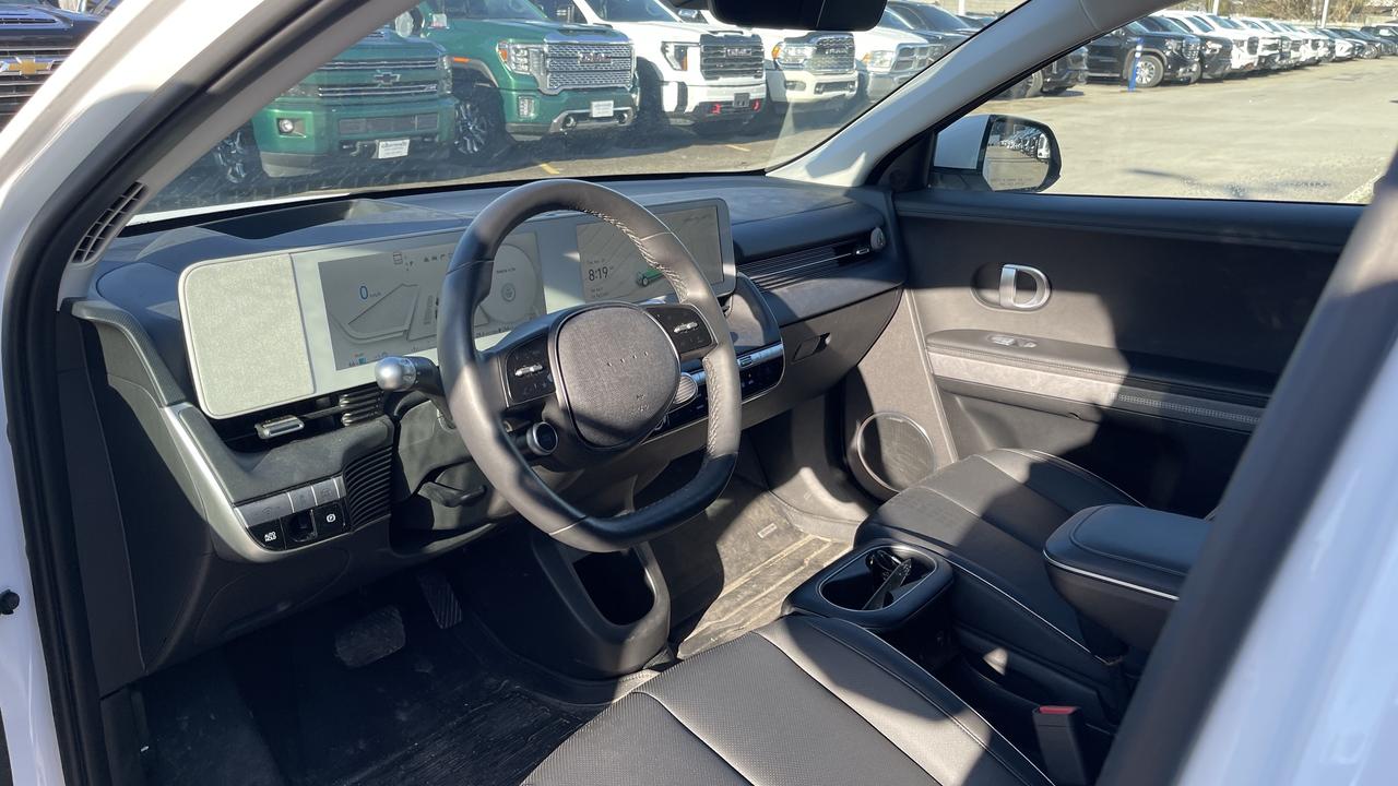 2023 Hyundai IONIQ 5 Preferred AWD Long Range w-Ultimate Pkg Photo