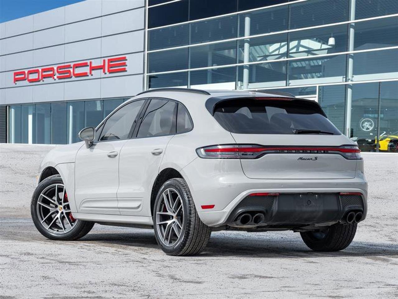 2023 Porsche Macan S AWD Premium Pkg Plus  SportDesign Side Skirts Sp Photo3