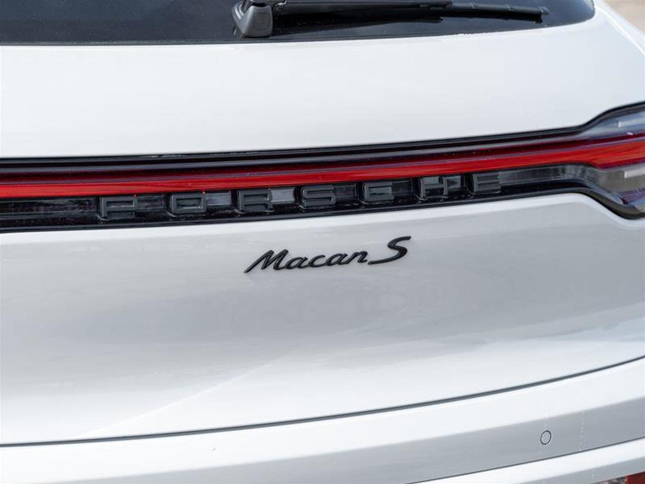 2023 Porsche Macan S AWD Premium Pkg Plus  SportDesign Side Skirts Sp Photo