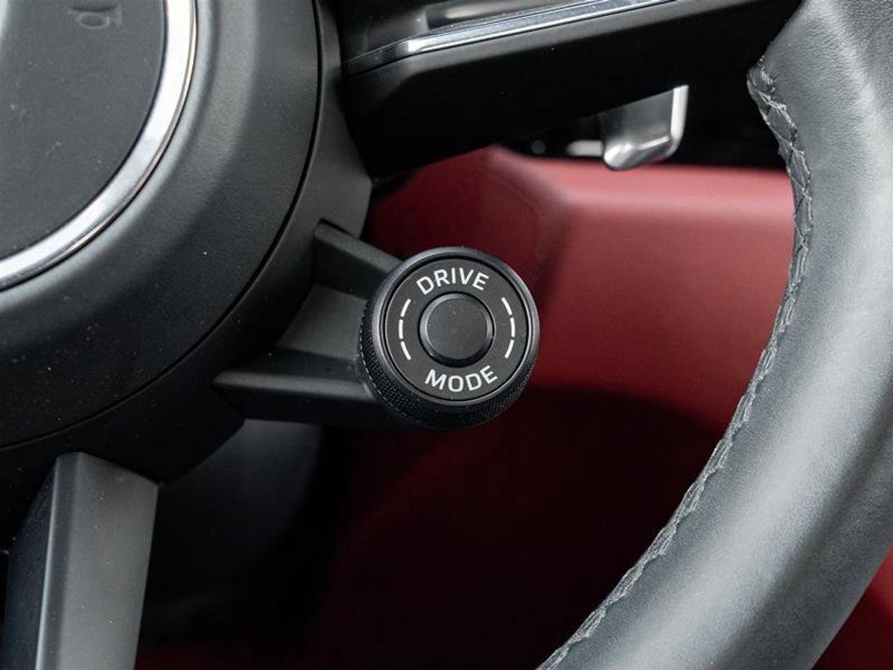 2023 Porsche Macan S AWD Premium Pkg Plus  SportDesign Side Skirts Sp Photo