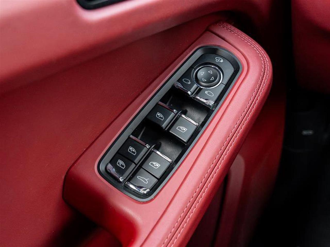 2023 Porsche Macan S AWD Premium Pkg Plus  SportDesign Side Skirts Sp Photo