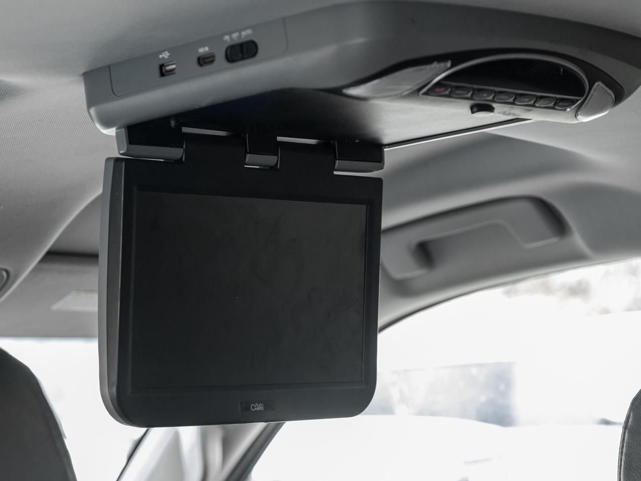 2019 Chevrolet Suburban Max Tow   8 Passenger   Blacked Out Accents Photo