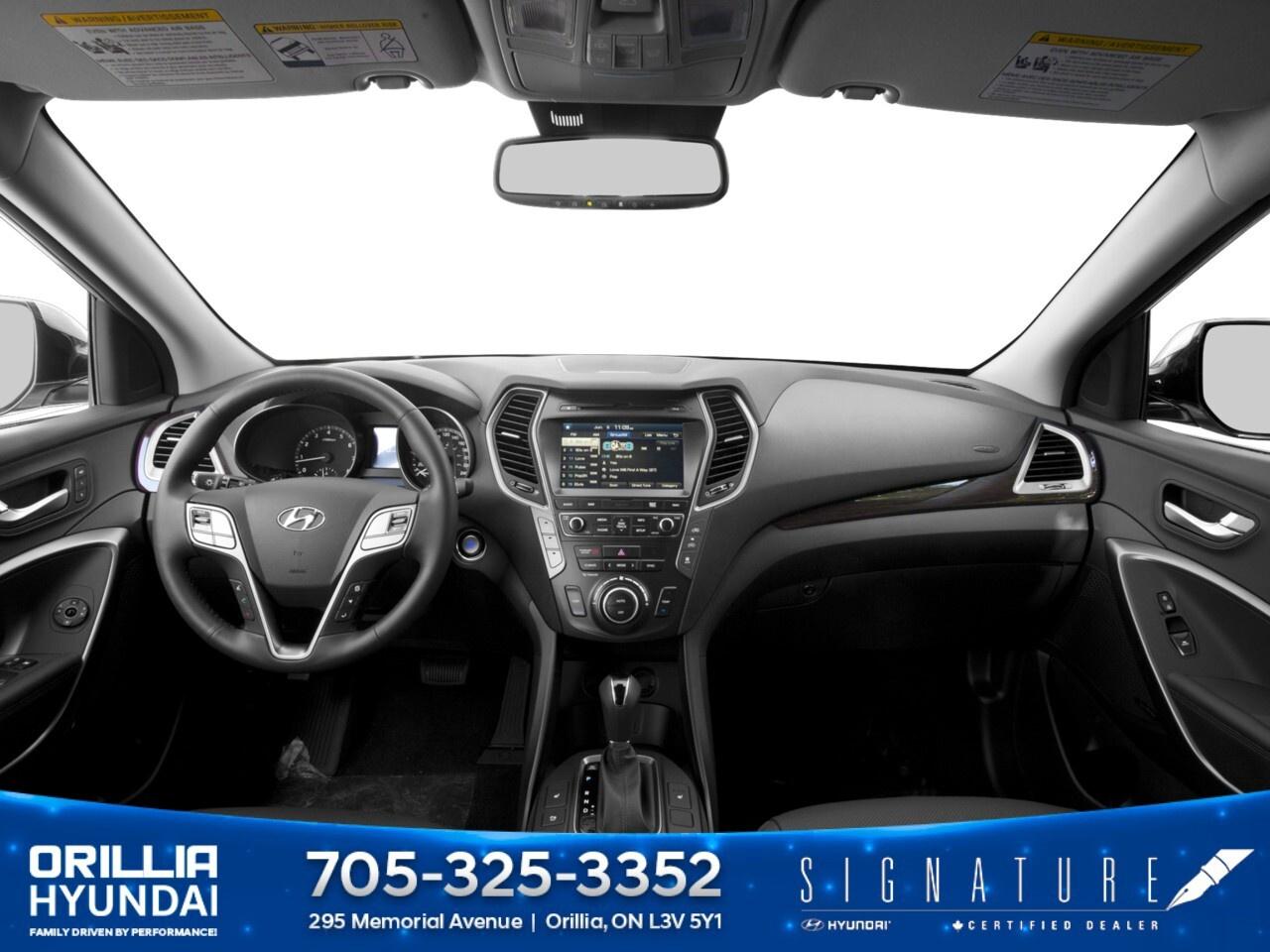 2017 Hyundai Santa Fe XL AWD 4dr Luxury Photo