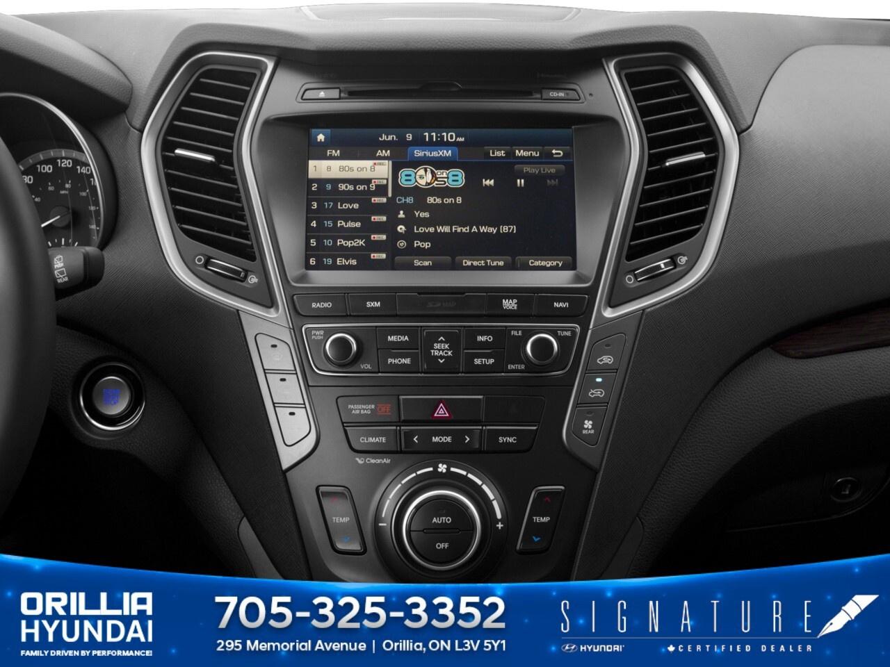 2017 Hyundai Santa Fe XL AWD 4dr Luxury Photo