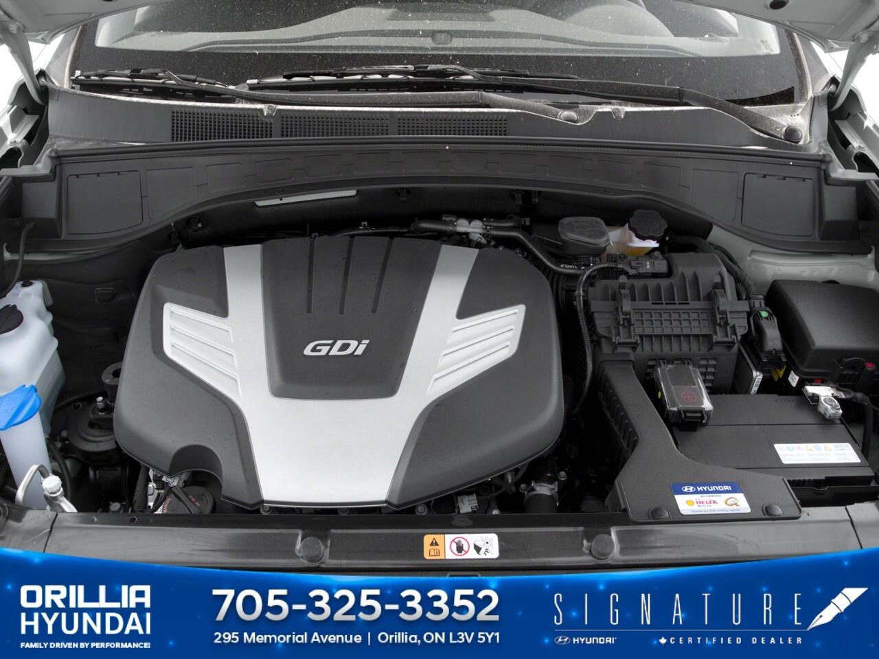 2017 Hyundai Santa Fe XL AWD 4dr Luxury Photo