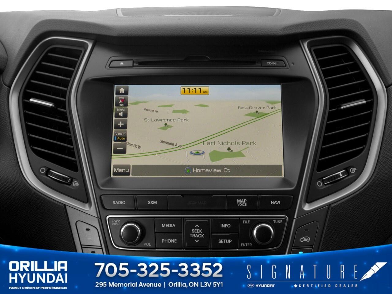 2017 Hyundai Santa Fe XL AWD 4dr Luxury Photo