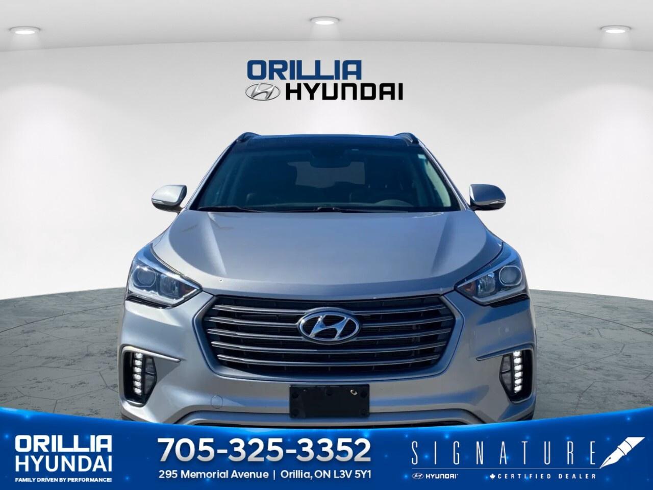 2017 Hyundai Santa Fe XL AWD 4dr Luxury Photo