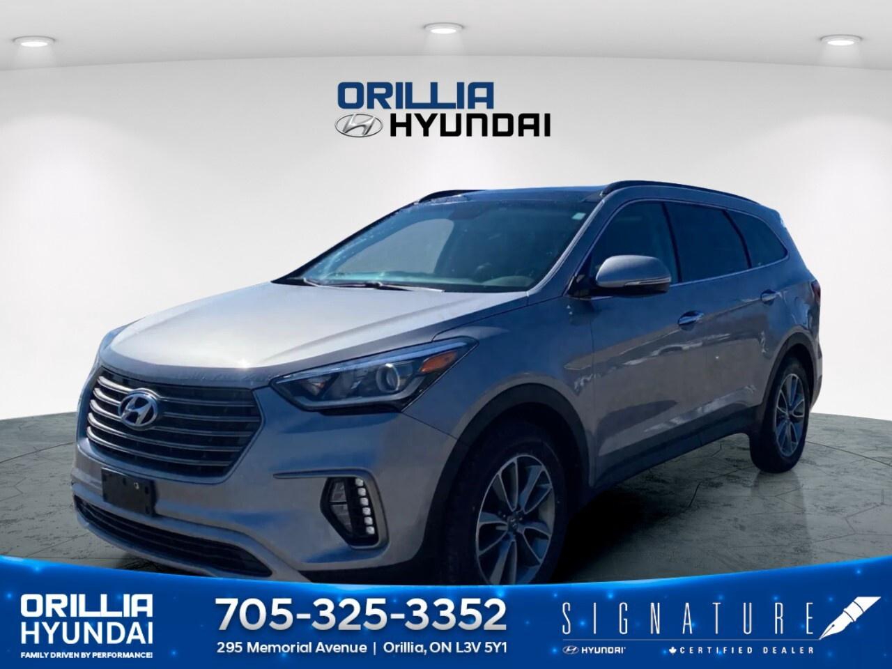 2017 Hyundai Santa Fe XL AWD 4dr Luxury Photo0
