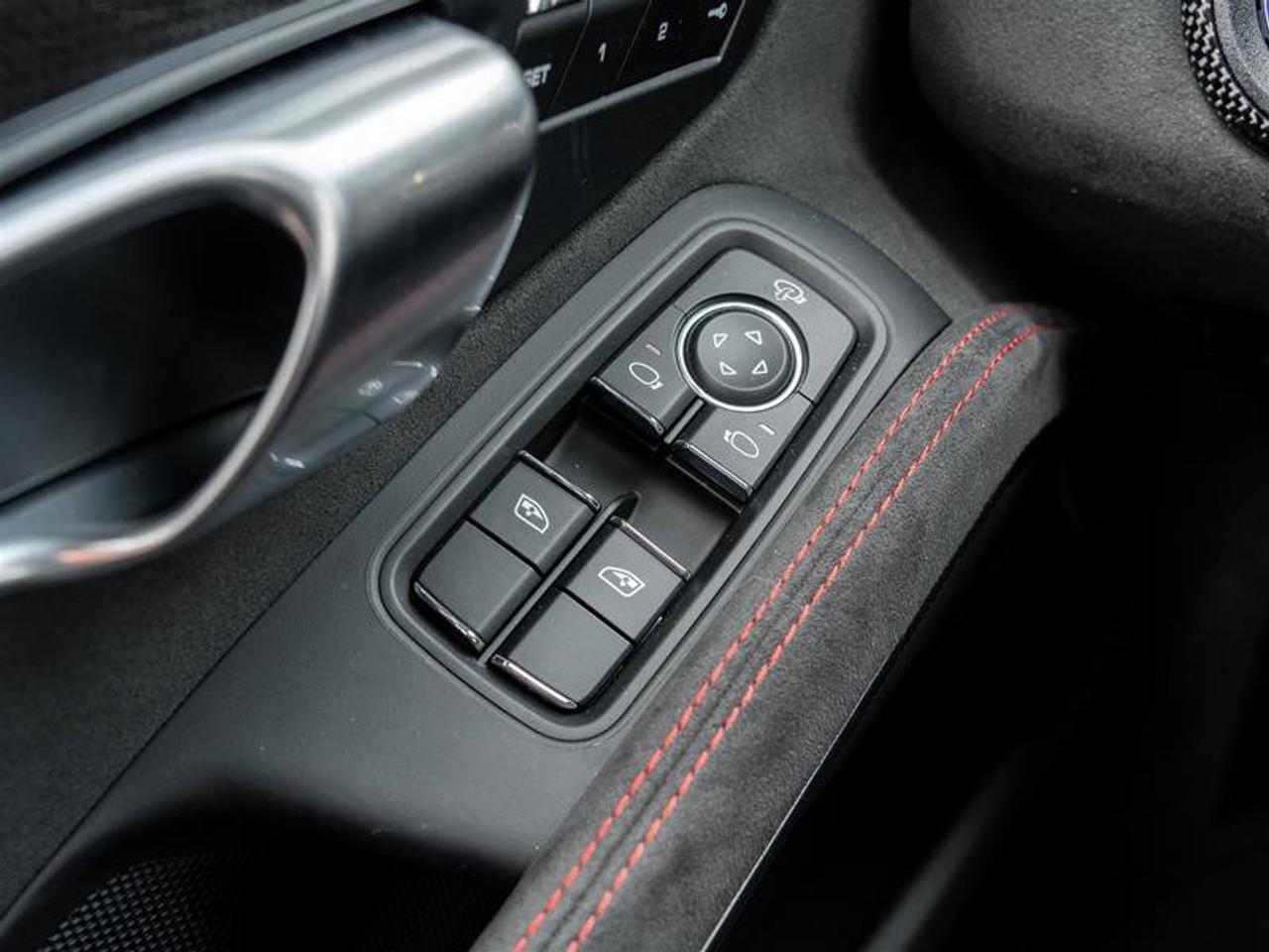 2025 Porsche 718 Cayman GTS 4.0 Coupe Premium Pkg Adaptive Sport Seats Plu Photo