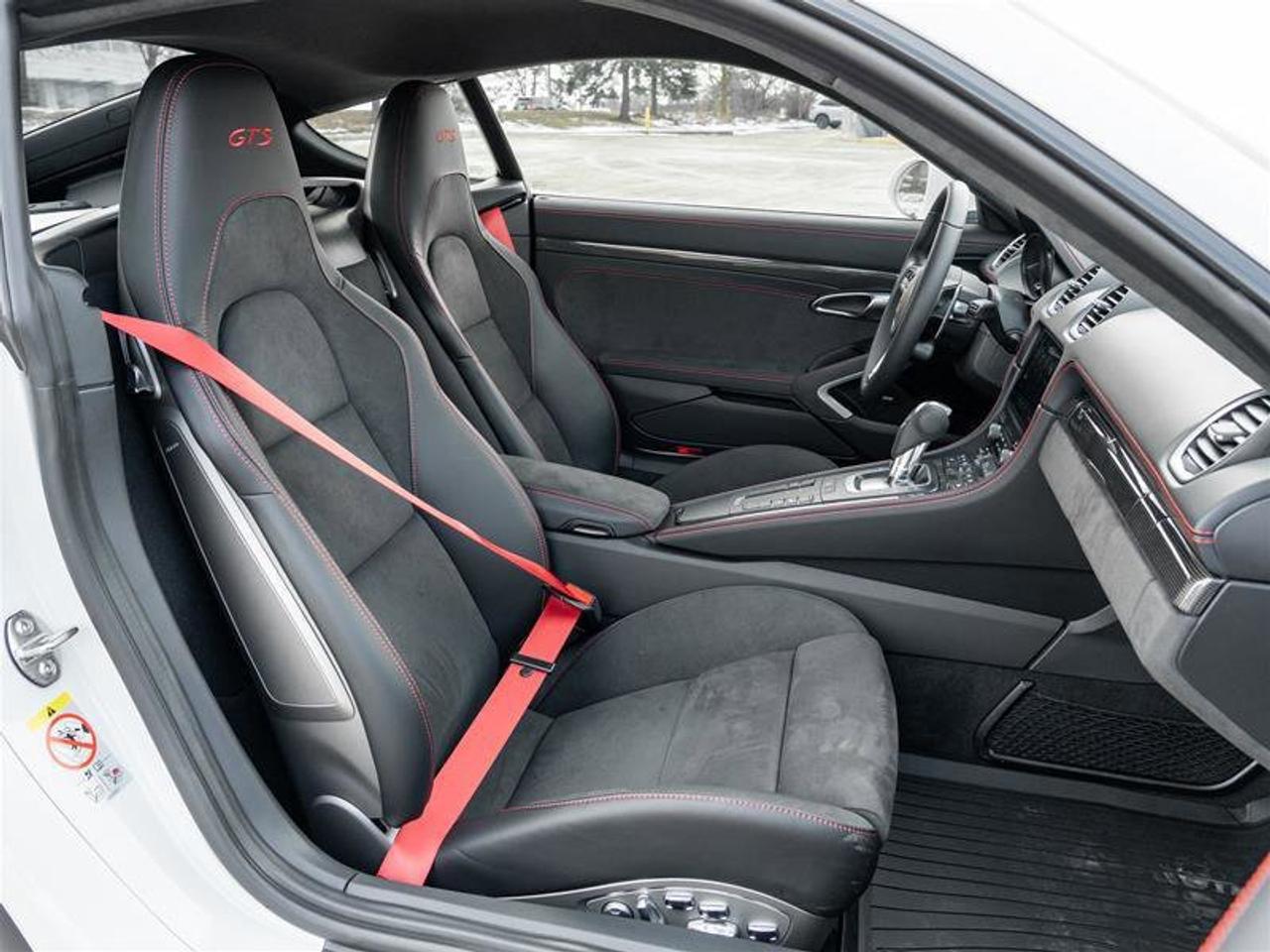 2025 Porsche 718 Cayman GTS 4.0 Coupe Premium Pkg Adaptive Sport Seats Plu Photo