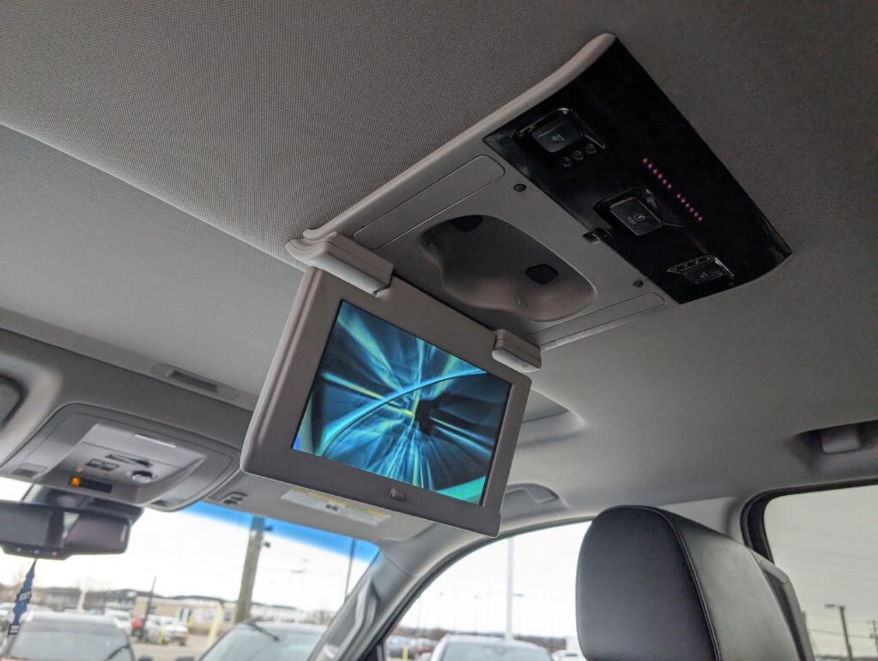 2015 Chevrolet Tahoe LT 4WD   LEATHER   SUNROOF   DVD   CAMERA   HTD SE Photo