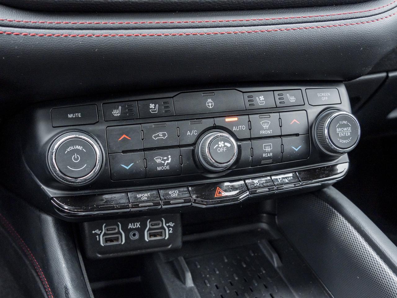 2025 Dodge Durango R/T Photo