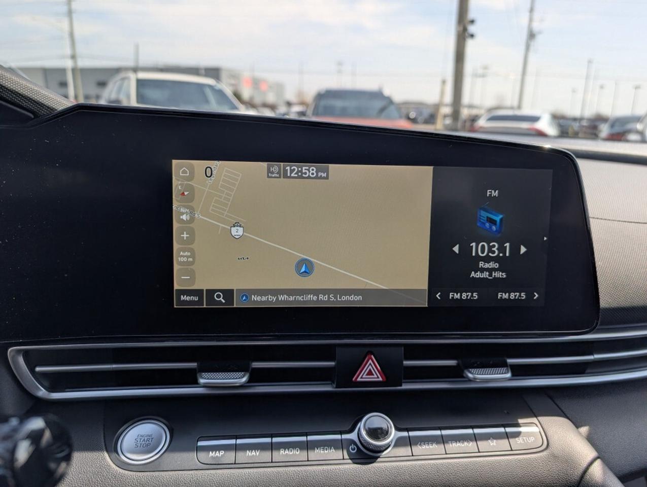 2023 Hyundai Elantra Preferred TECH  NAV   SUNROOF   CAMERA   HTD SEATS Photo