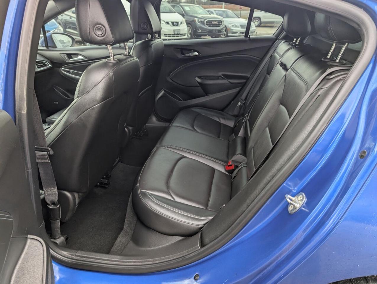 2018 Chevrolet Cruze Premier   NAV   LEATHER   SUNROOF   CAMERA Photo