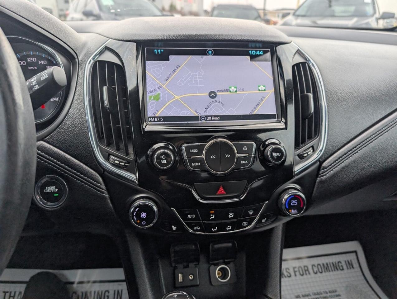 2018 Chevrolet Cruze Premier   NAV   LEATHER   SUNROOF   CAMERA Photo