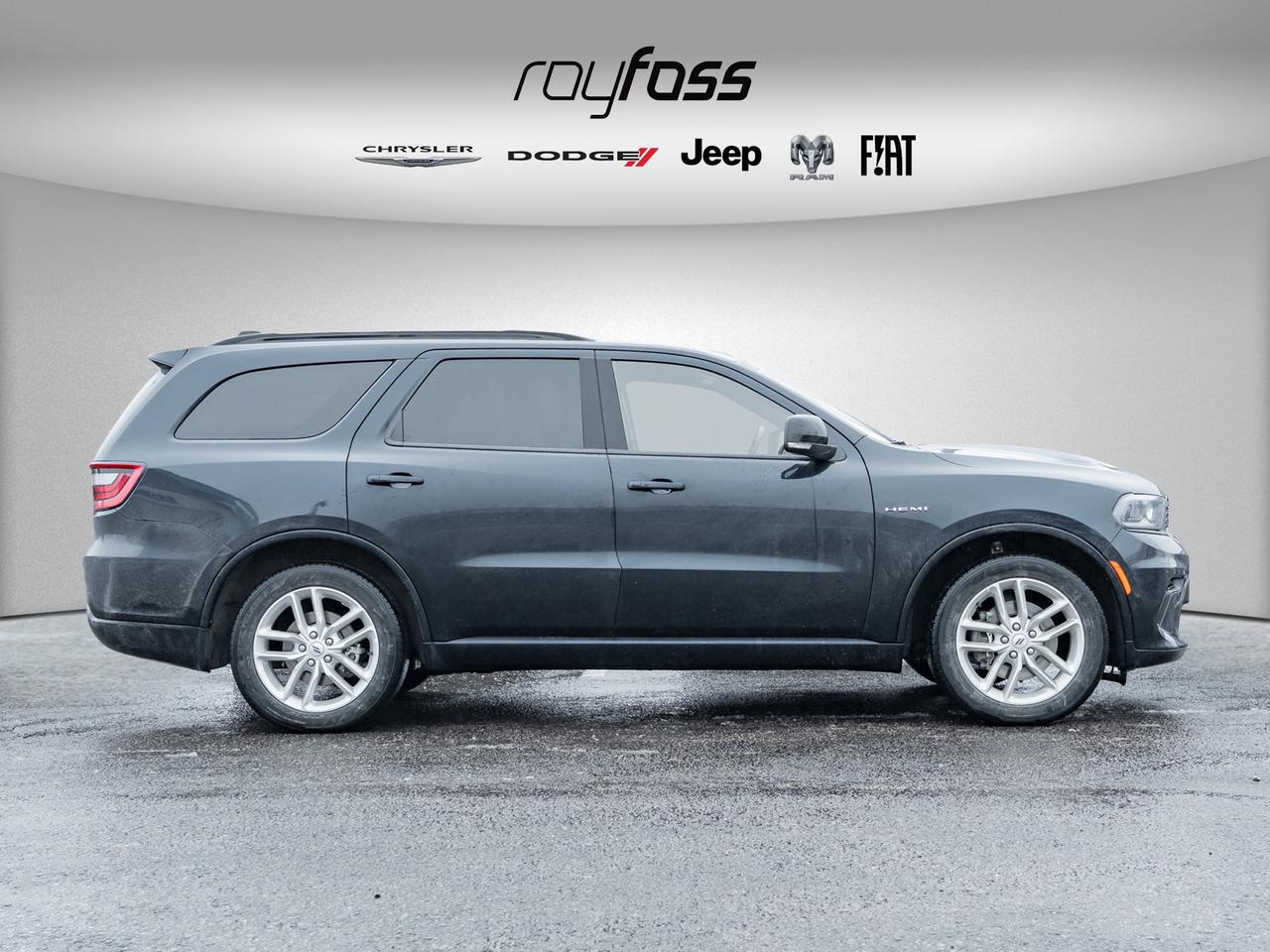 2025 Dodge Durango R/T Photo2