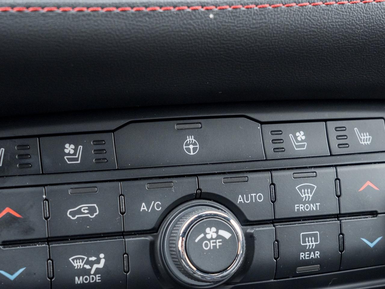 2025 Dodge Durango R/T Photo