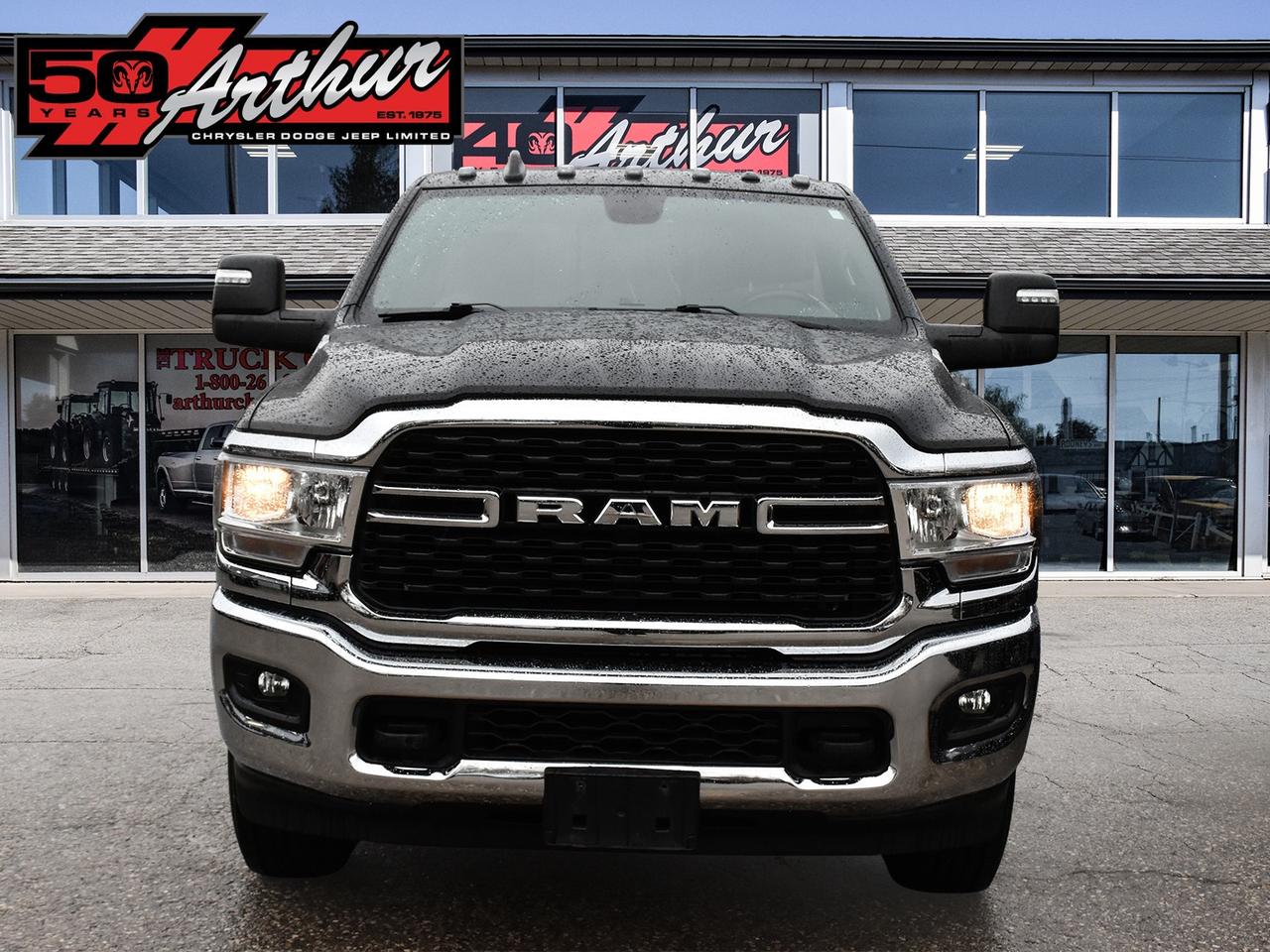 2023 RAM 2500 BIG HORN REG CAB 4X4 Photo