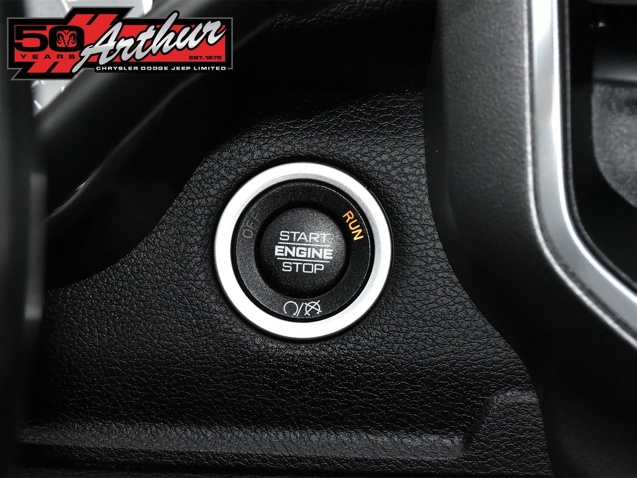 2023 RAM 2500 BIG HORN REG CAB 4X4 Photo