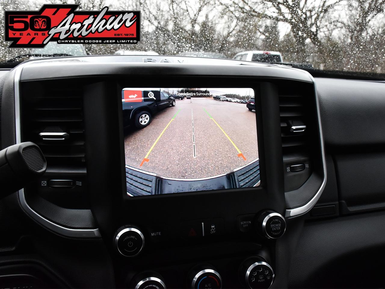 2023 RAM 2500 BIG HORN REG CAB 4X4 Photo